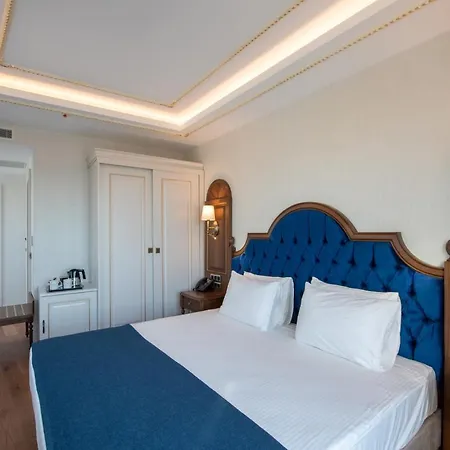 Hotel Bvs Bosphorus Pera 4*