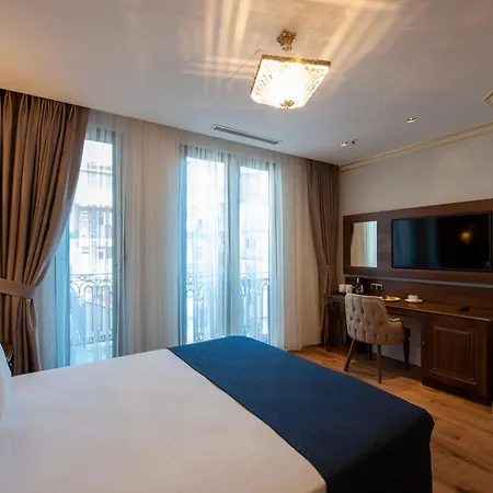 Hotel Bvs Bosphorus Pera 4*