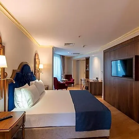 Hotel Bvs Bosphorus Pera 4*