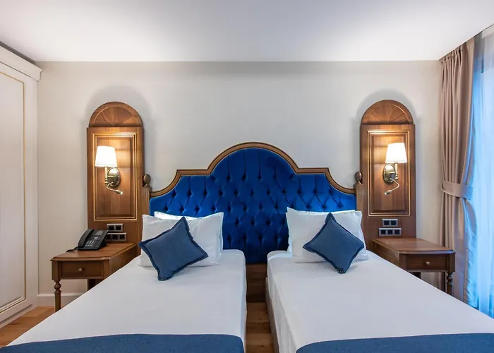 Bvs Bosphorus Pera 4*